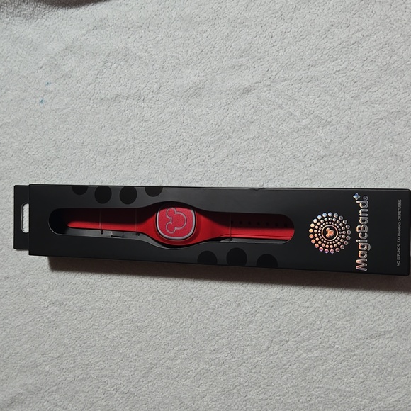 Disney magic band+ - Picture 1 of 3